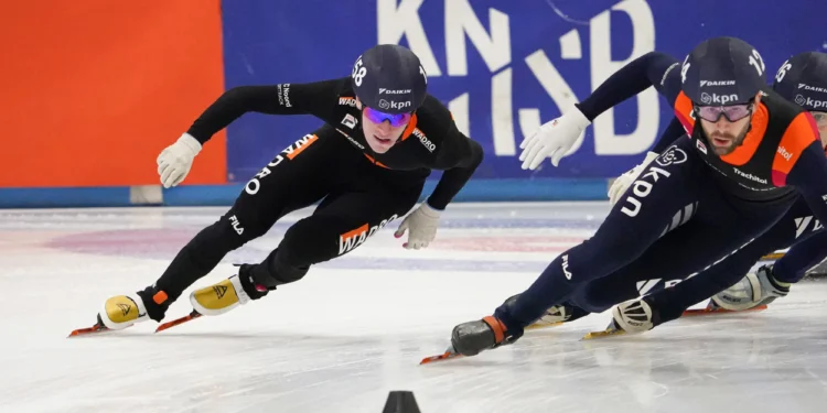 Sorge um Shorttracker Sven Roes: Niederländischer Eisschnelllaufverband startet Suchaufruf