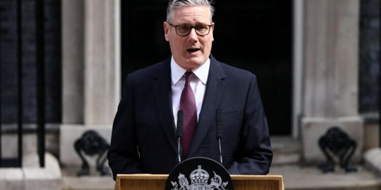 Keir Starmer tritt zurück – Burnham erhält prominente Unterstützung