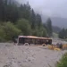 Erdrutsch in Arlberg: Linienbus zwischen Flirsch und Pettneu von Mure erfasst