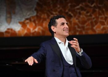 Filmfestival auf dem Wiener Rathausplatz 2026: Star-Tenor Juan Diego Flórez heute auf der Riesenleinwand!