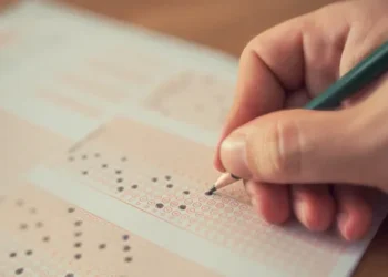 ÖSYM’den YKS Kararı: AYT Matematikte Cevap Değişti, Edebiyatta Bir Soru İptal Edildi