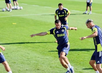Fenerbahçe Avusturya’da Vites Yükseltti: Kampta Çifte Müjde!