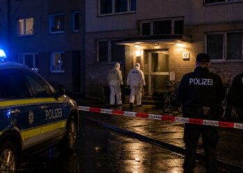 Hamburg’da Kayıp Olarak Aranan 15 Yaşındaki Kız, Annesinin Evinde Ölü Bulundu!