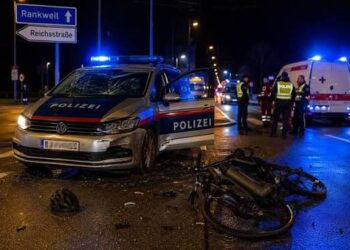 Avusturya’da Alkollü Bisiklet Sürücüsü Yol Kenarında Baygın Bulundu: Hastaneye Kaldırıldı!
