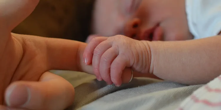 Beliebteste Babynamen in Österreich 2025: Emma und Noah führen die Namensliste an